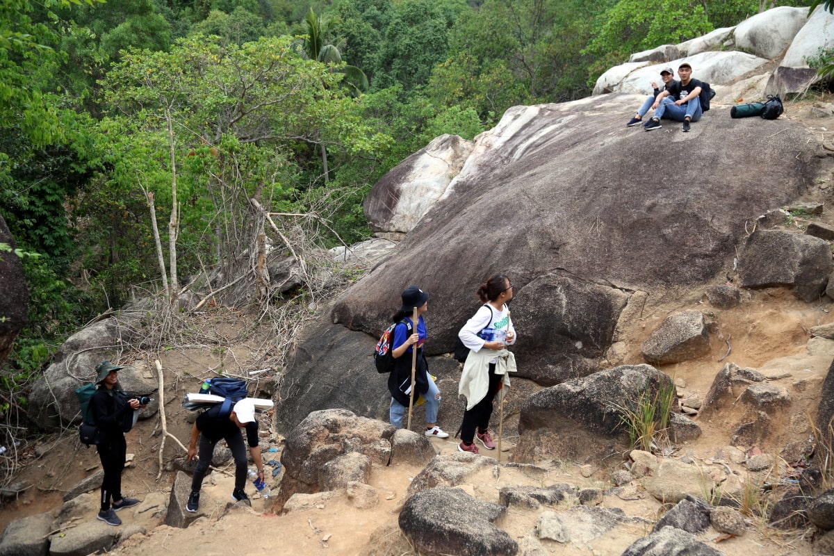 Đi trekking núi Gia Lào Đồng Nai