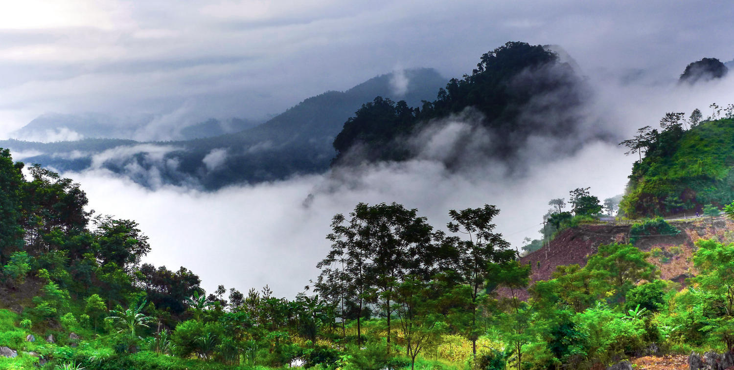 Đón mây ngàn tại đèo Lũng Lô