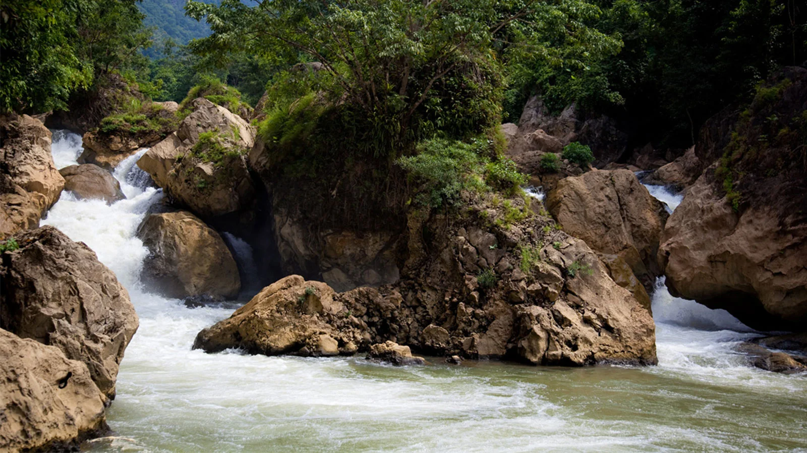 Tháp Đầu Đẳng