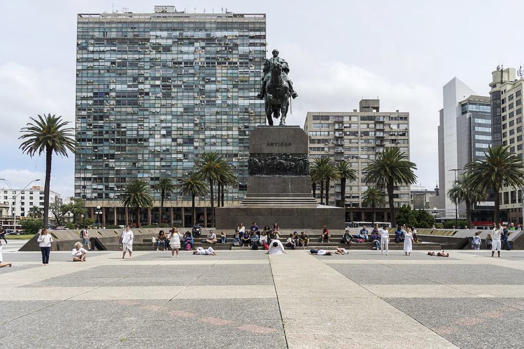 Independence Square in Montevideo